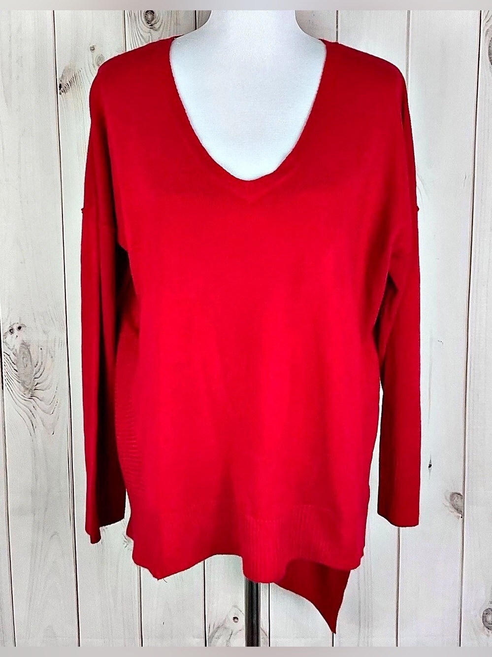 New Directions Women’s Red V-Neck Asymmetrical Hem Long Sleeve Sweater Size XL